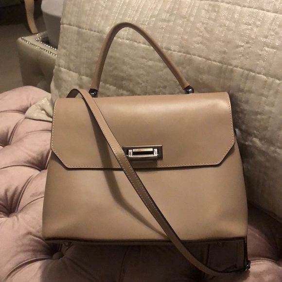 Purse - Picture 1 of 3